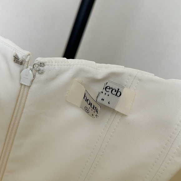 HOUSE OF CB 'Amorata' Ivory Pleated Maxi Dress NWOT size XS - Picture 7 of 17